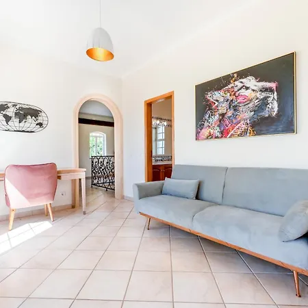 Quinta Laranjeiras By Algarve Holidays Villa *