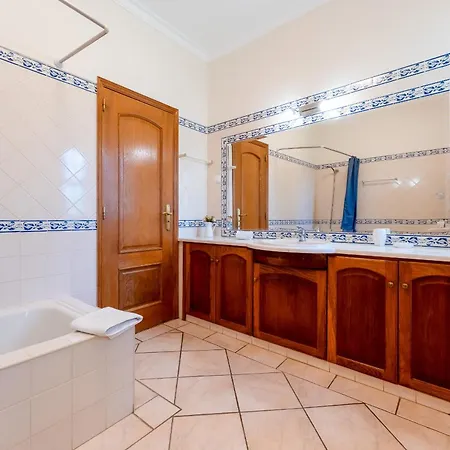 Villa Quinta Laranjeiras By Algarve Holidays *