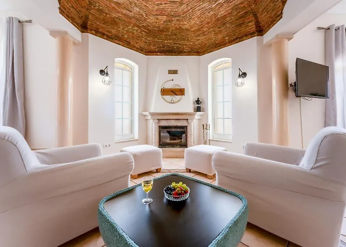 Quinta Laranjeiras Villa *